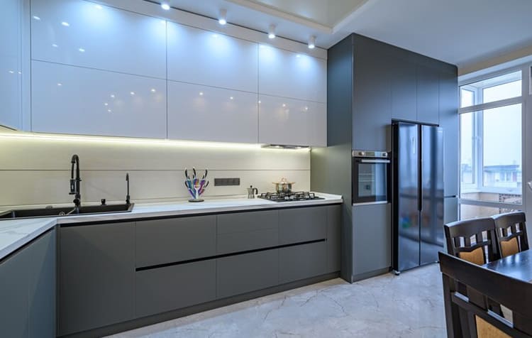 luxury-living-smart-stainless-steel-designer-kitchens
